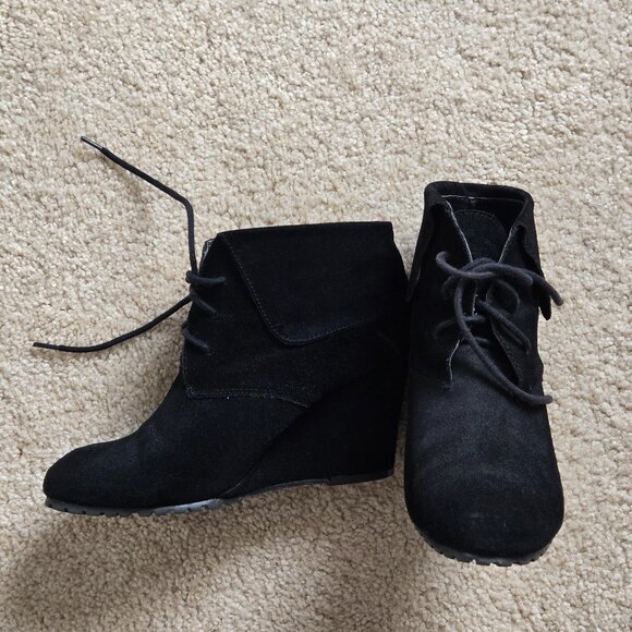 Wedge heel lace up ankle booties - Picture 12 of 12